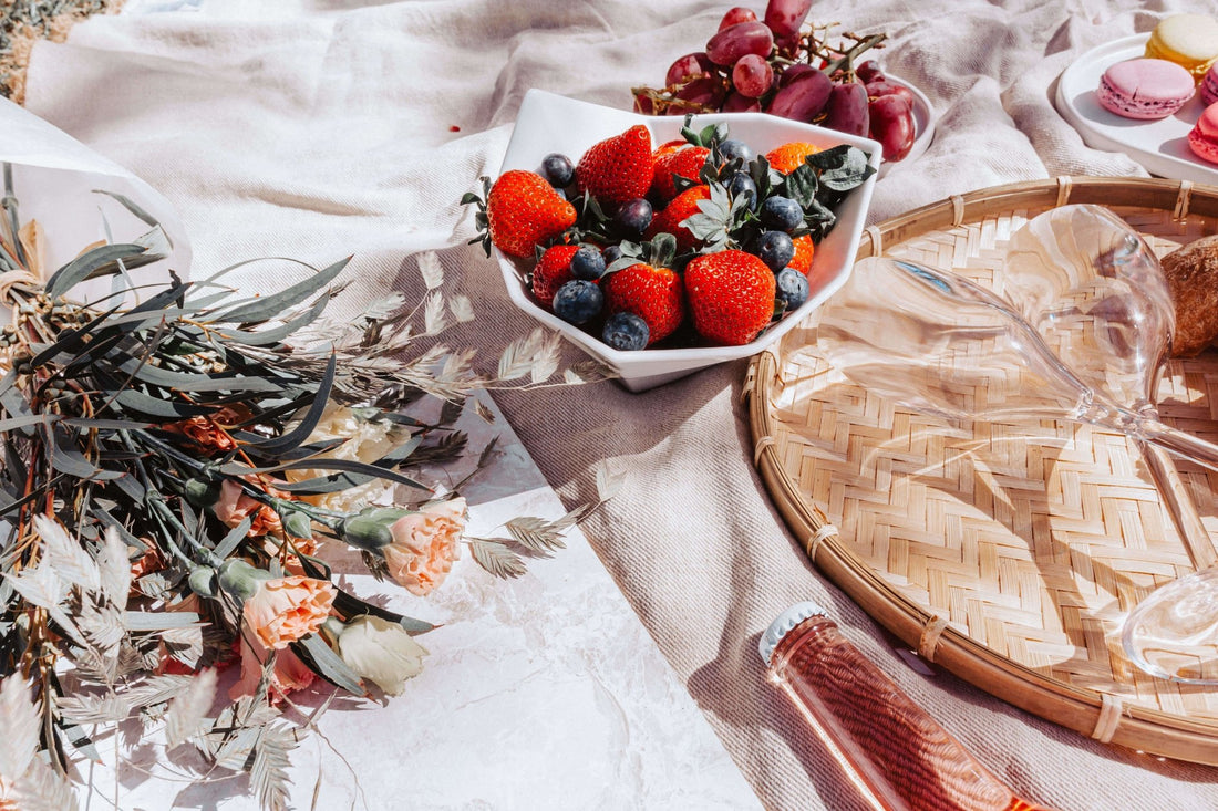 Picnic adventures during the summer. | LuKLabel